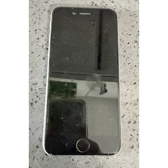 Apple iPhone 6 Model NG472LL/A - 16 GB Gray No SIM Card - Picture 2 of 5